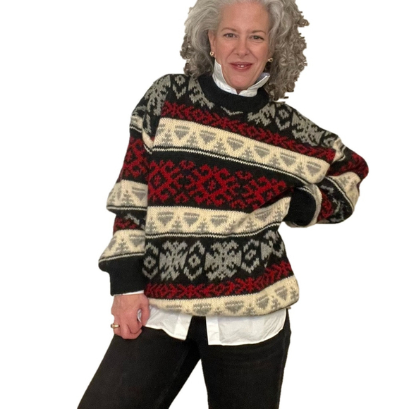 VINTAGE 100% Virgin Wool Pullover Crew Neck Sweater Black Cream Grey Red Large - Picture 5 of 13